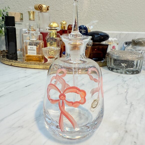 Vintage Hungarian Perfume Bottle with Glass Dauber and Pink Bows - Picture 5 of 13